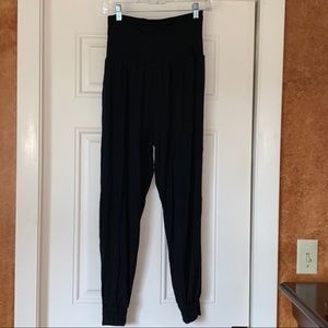 black aerie joggers